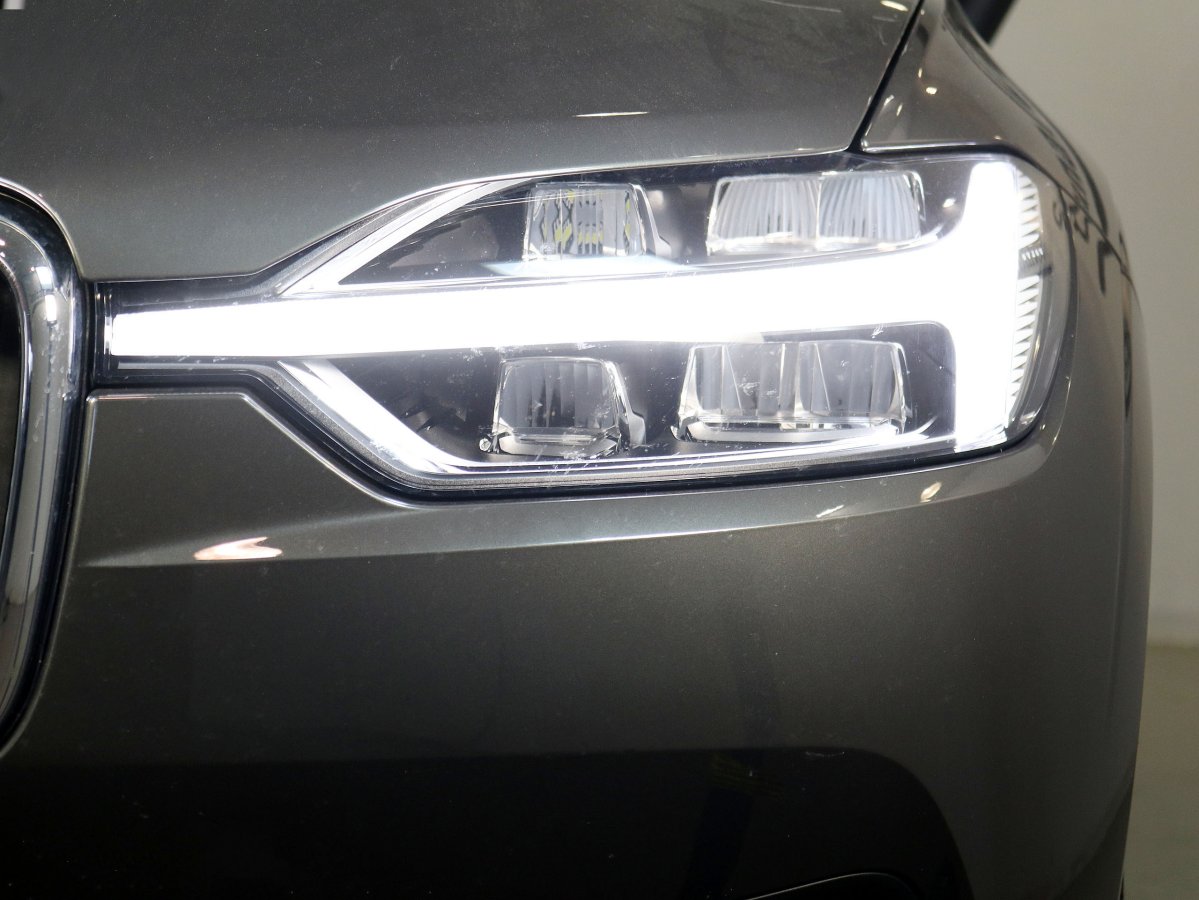 Foto Volvo XC60 12