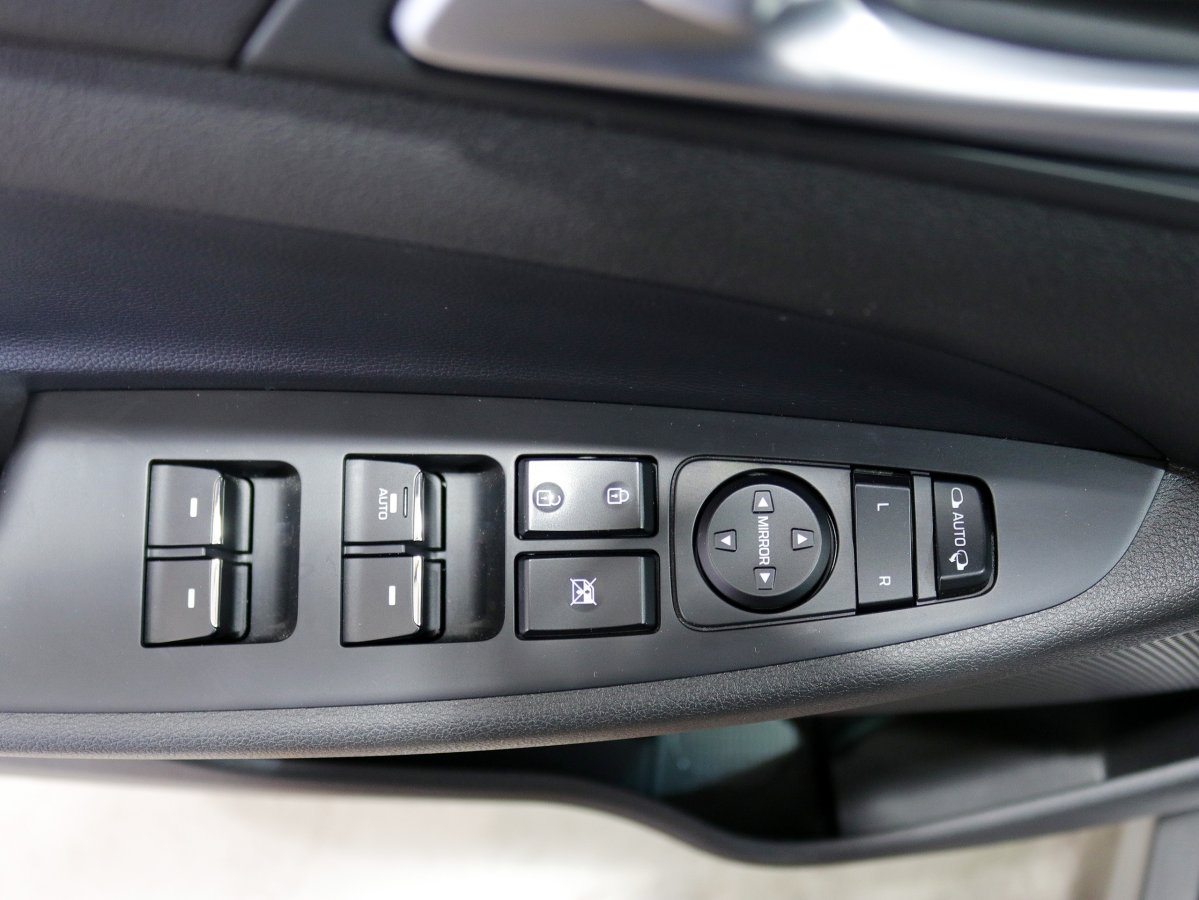 Foto Hyundai Tucson 11