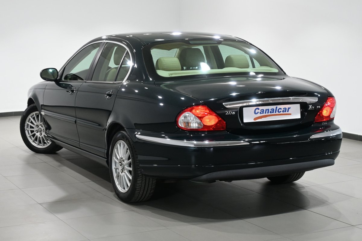 Foto Jaguar X-Type 6