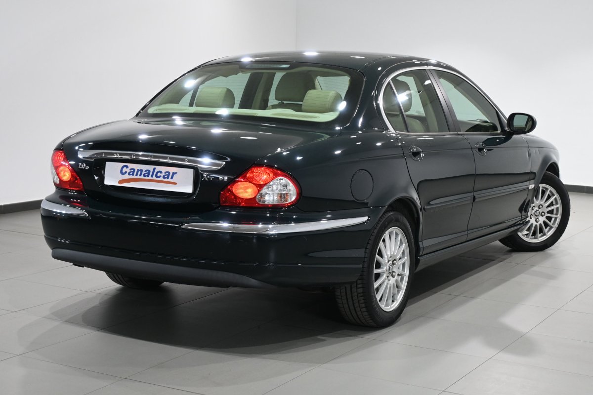 Foto Jaguar X-Type 4