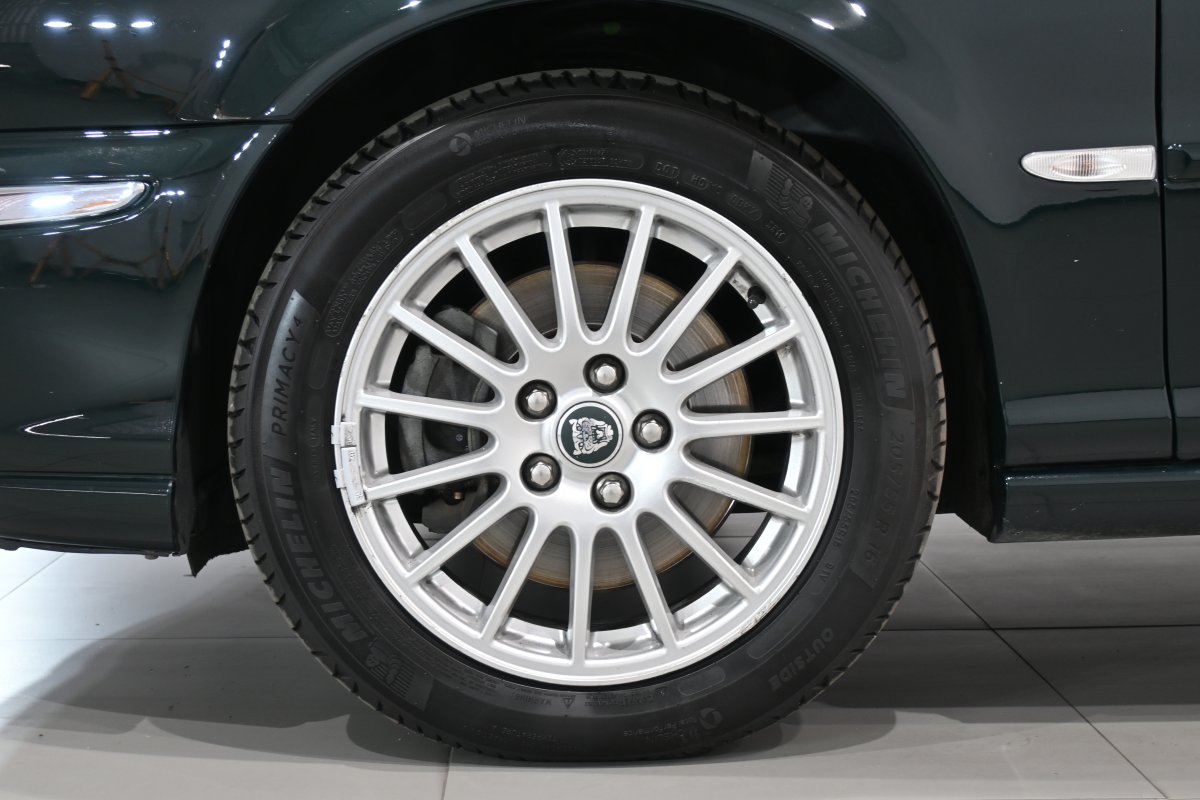 Foto Jaguar X-Type 26