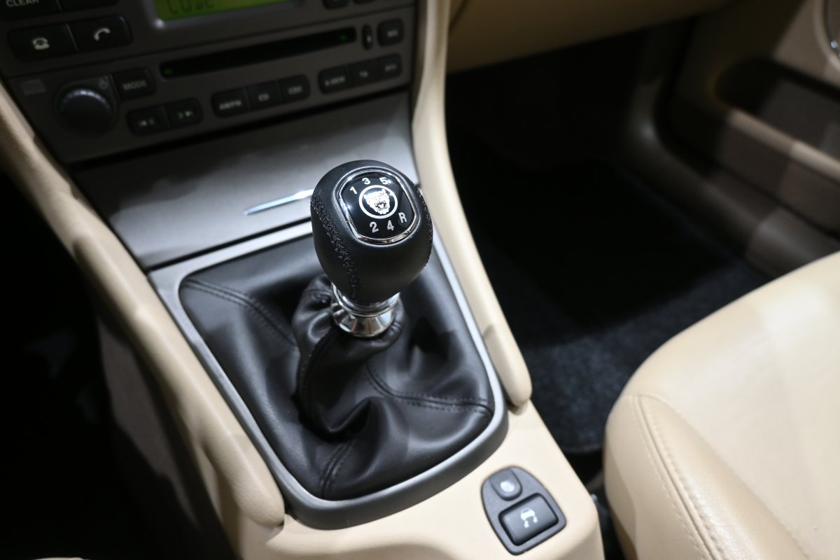 Foto Jaguar X-Type 18