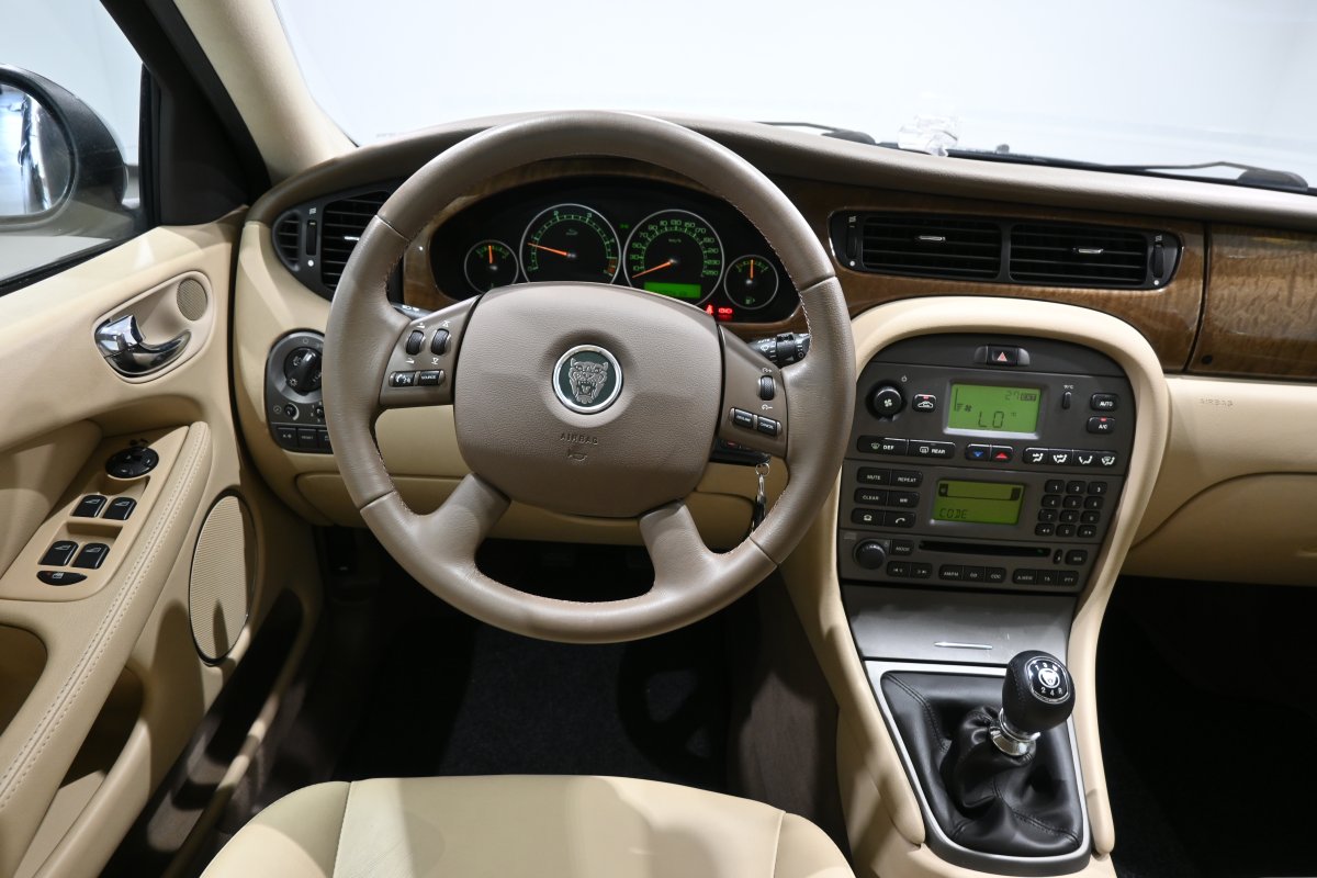 Foto Jaguar X-Type 17