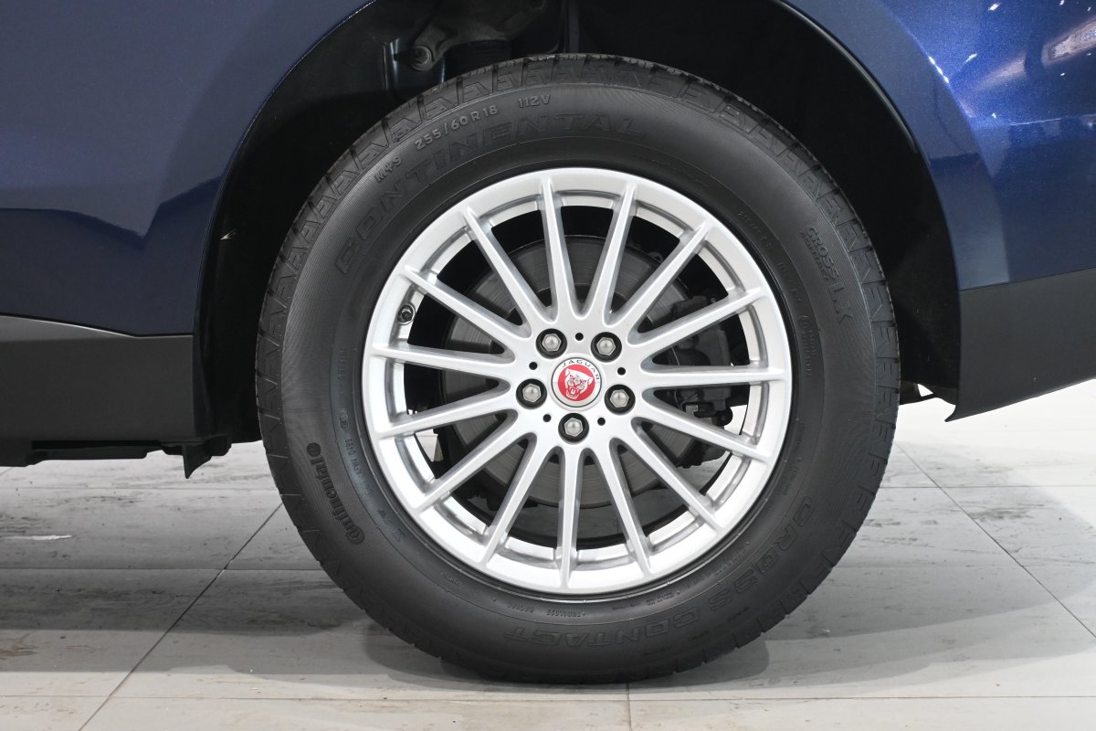 Foto Jaguar F-PACE 32