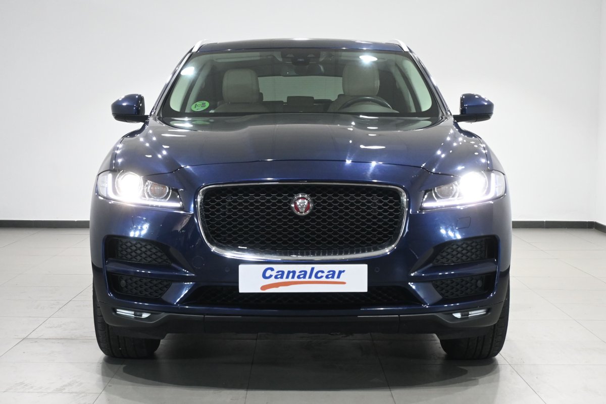 Foto Jaguar F-PACE 2