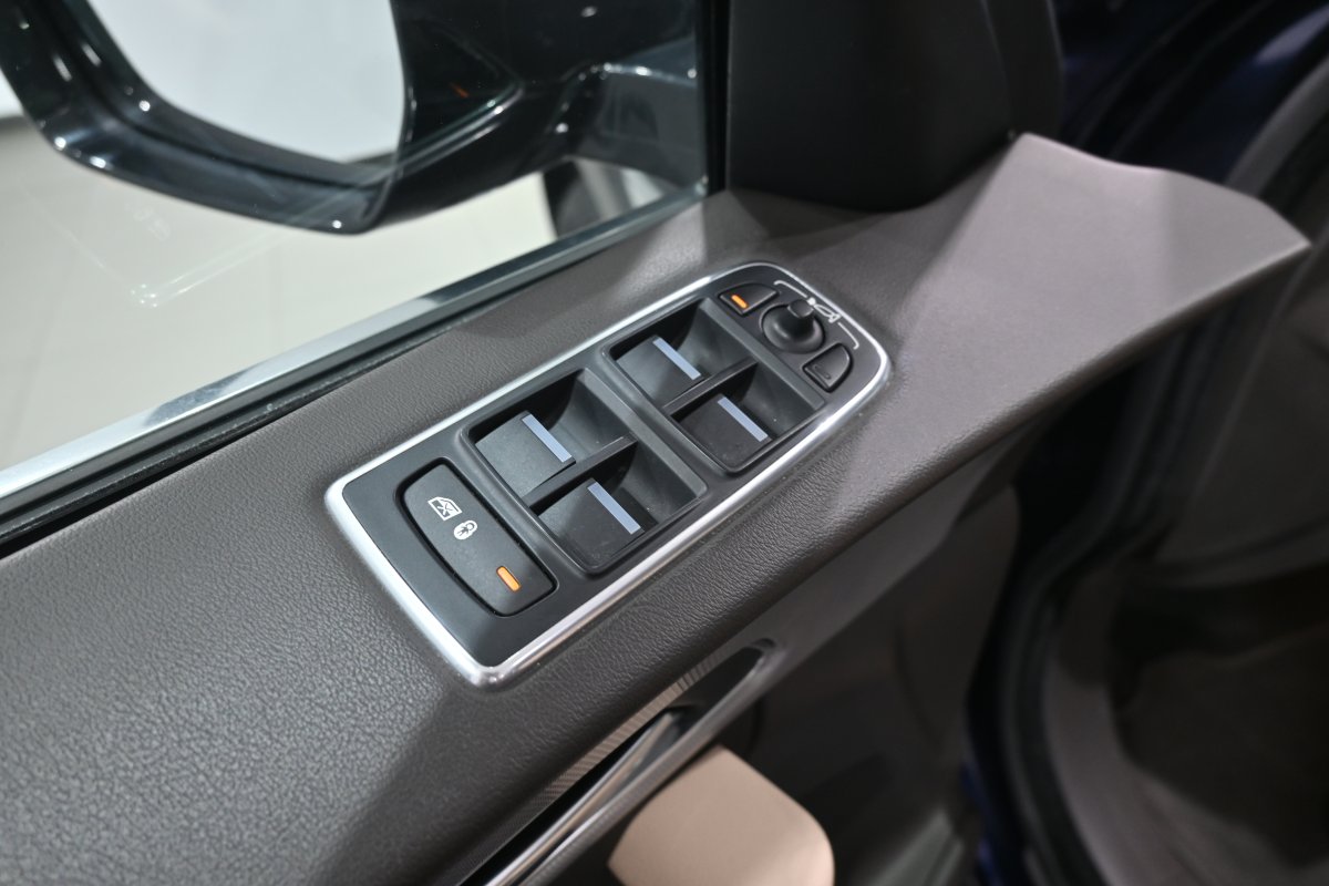 Foto Jaguar F-PACE 30