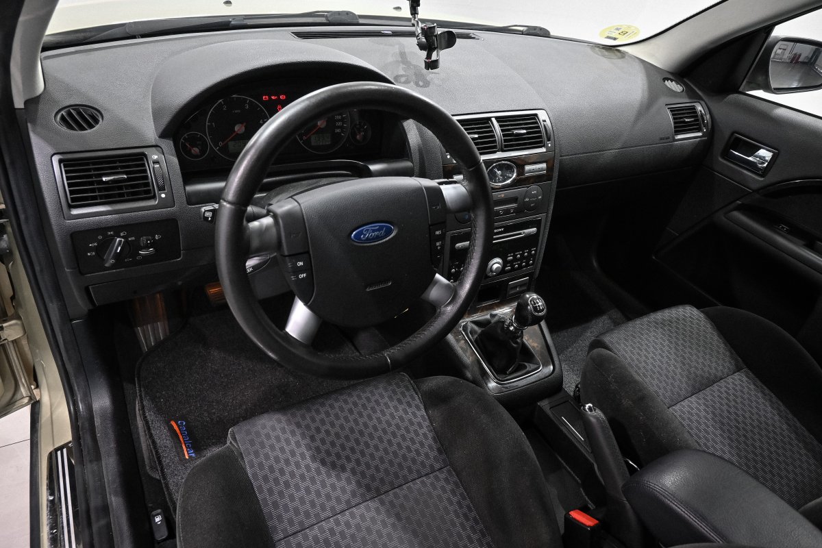 Foto Ford Mondeo 9