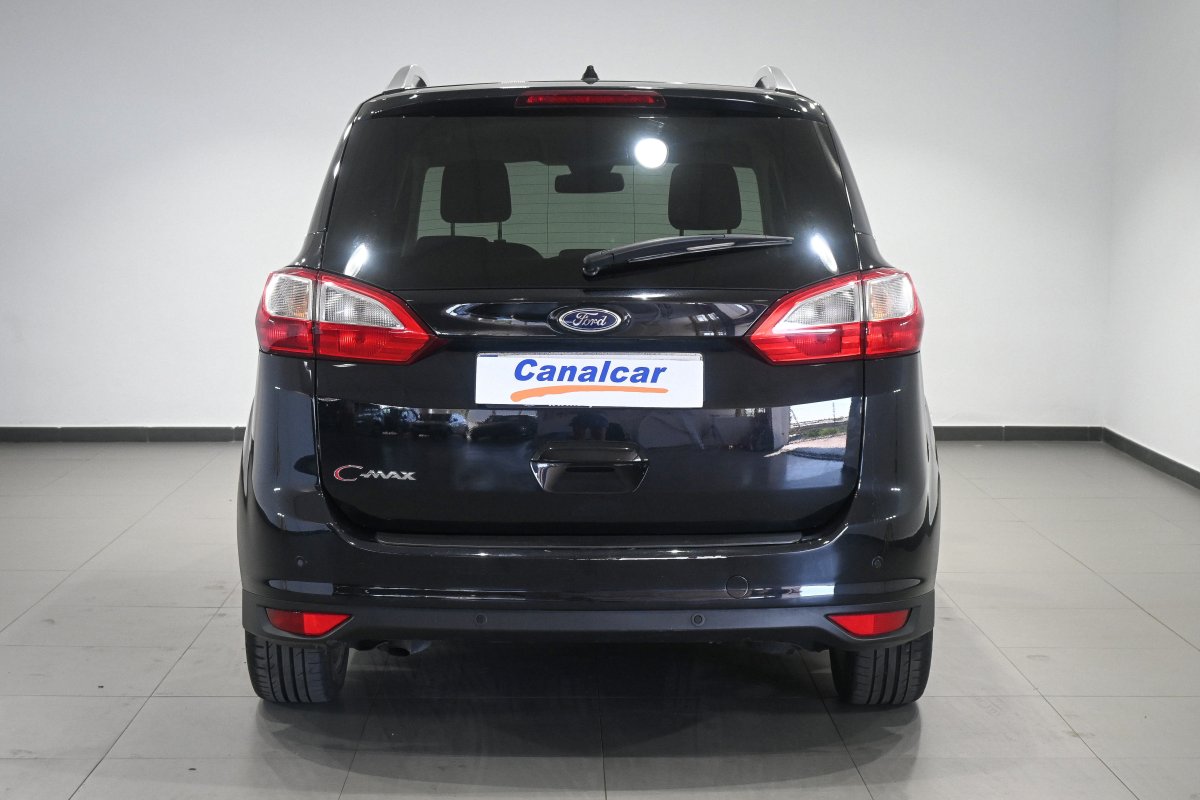 Foto Ford Grand 5