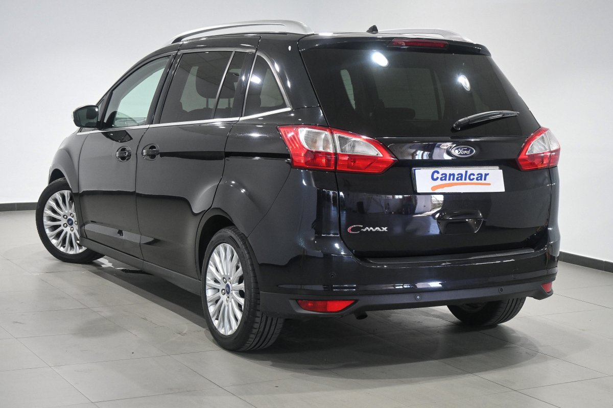 Foto Ford Grand 6