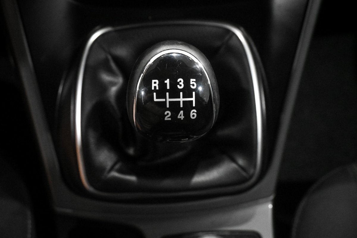 Foto Ford Grand 23
