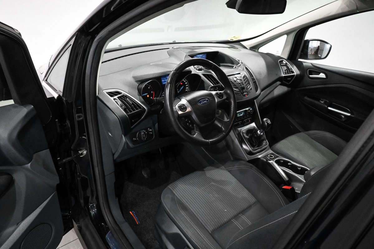 Foto Ford Grand 10