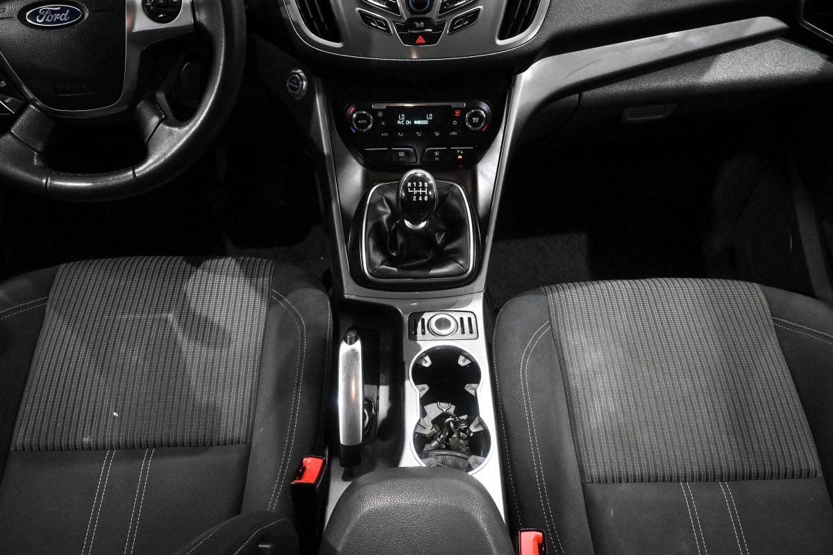 Foto Ford Grand 22