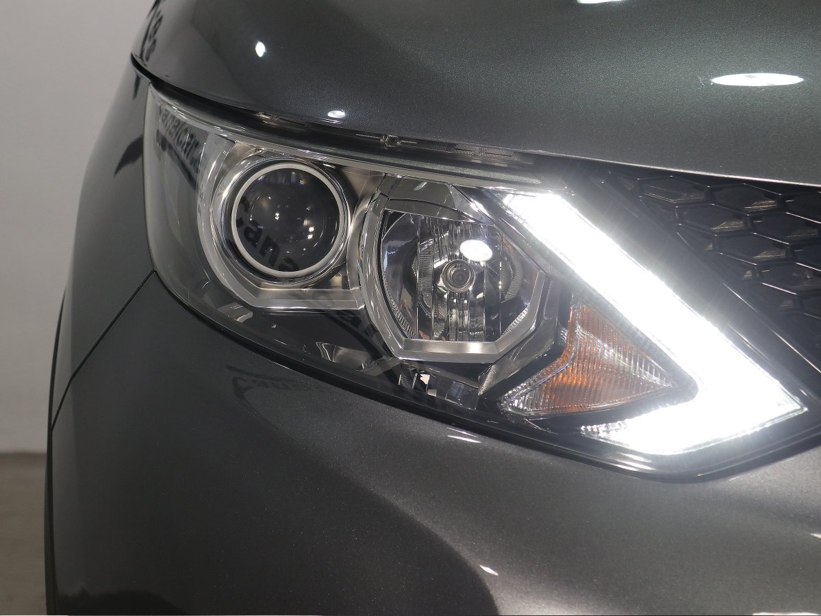 Foto Nissan Qashqai 11
