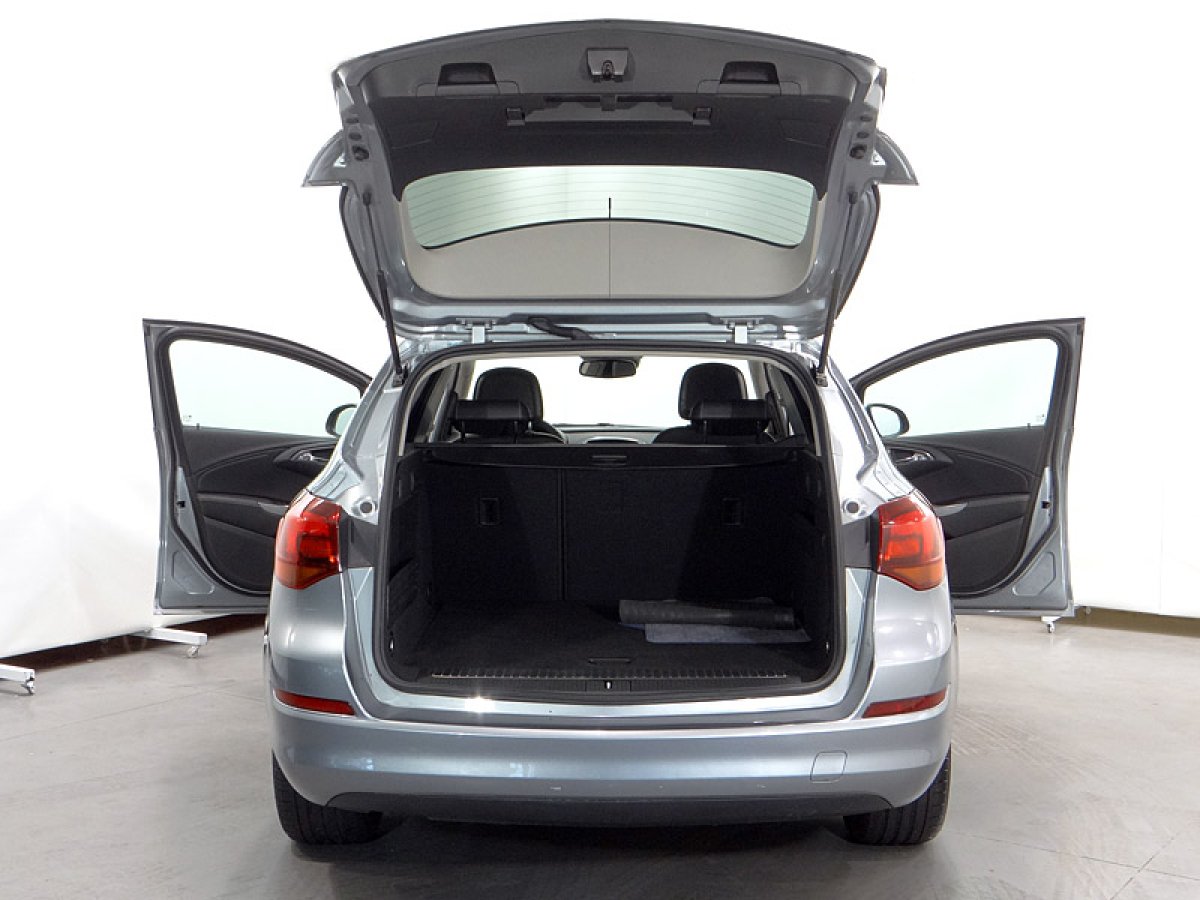 Foto Opel Astra 9