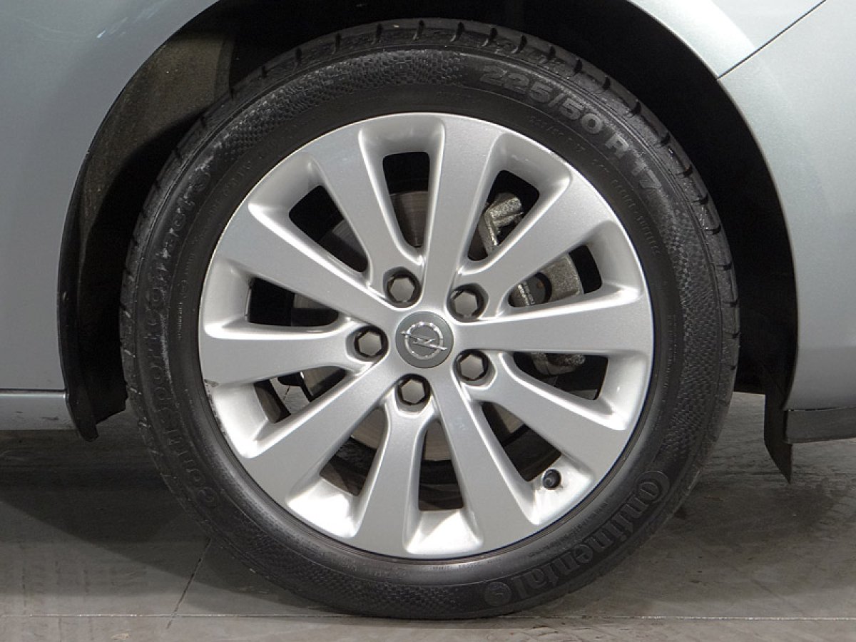 Foto Opel Astra 38
