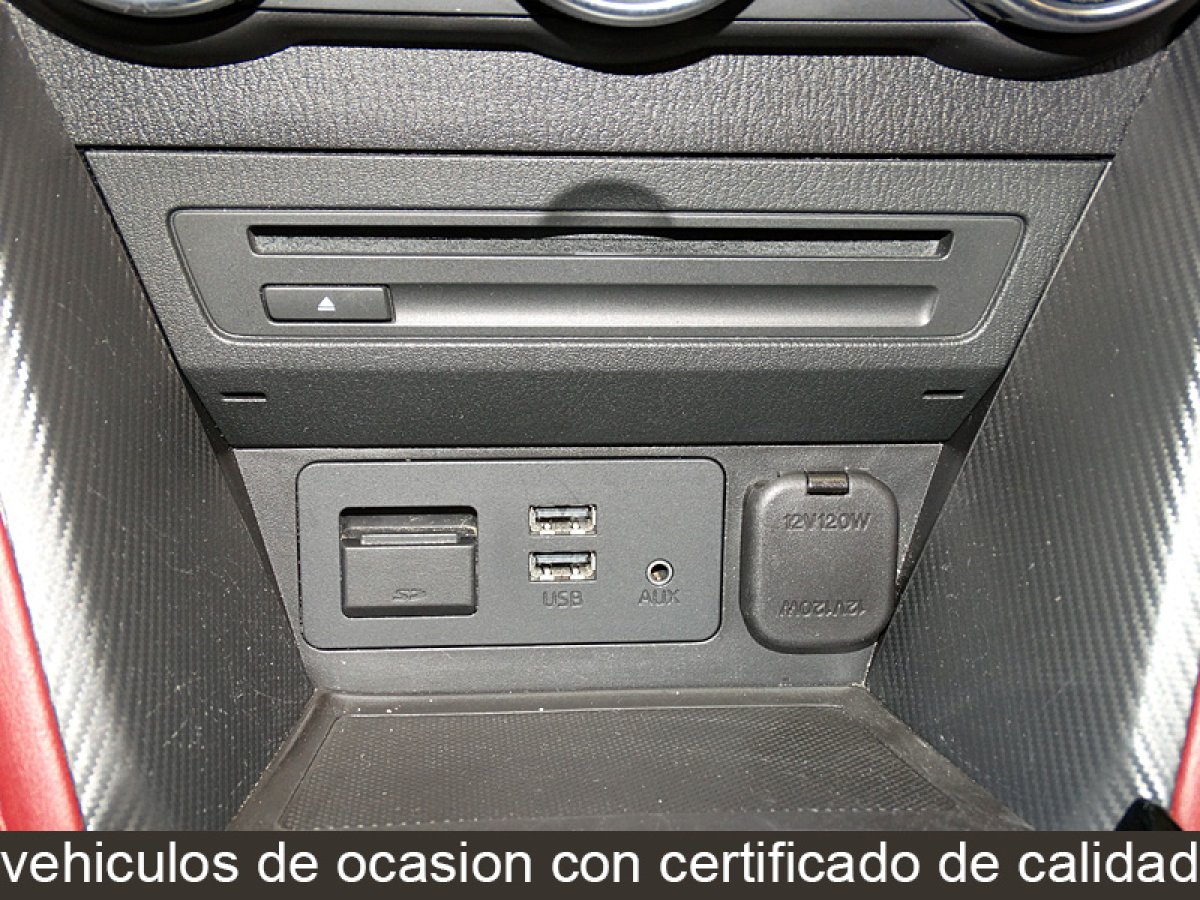 Foto Mazda CX-3 24