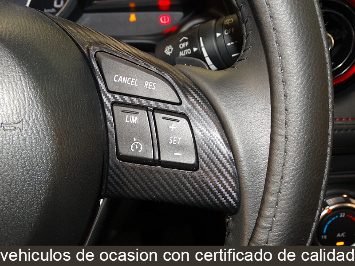 Foto Mazda CX-3 27