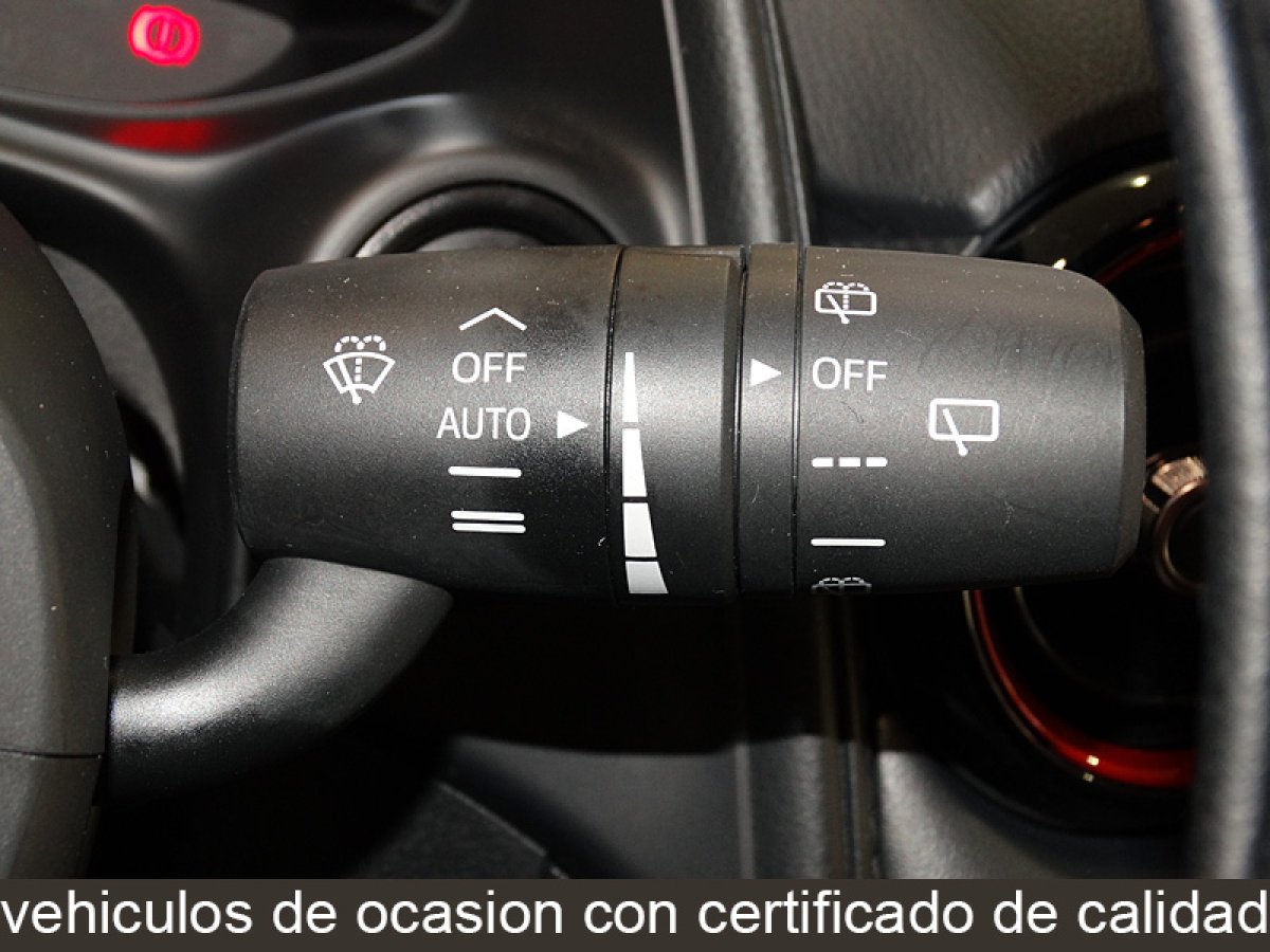 Foto Mazda CX-3 31