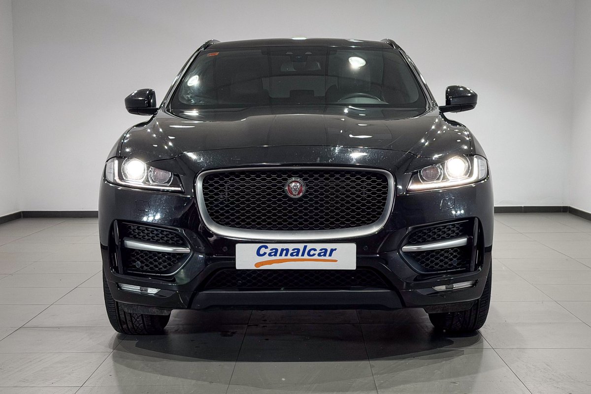Foto Jaguar F-PACE 2