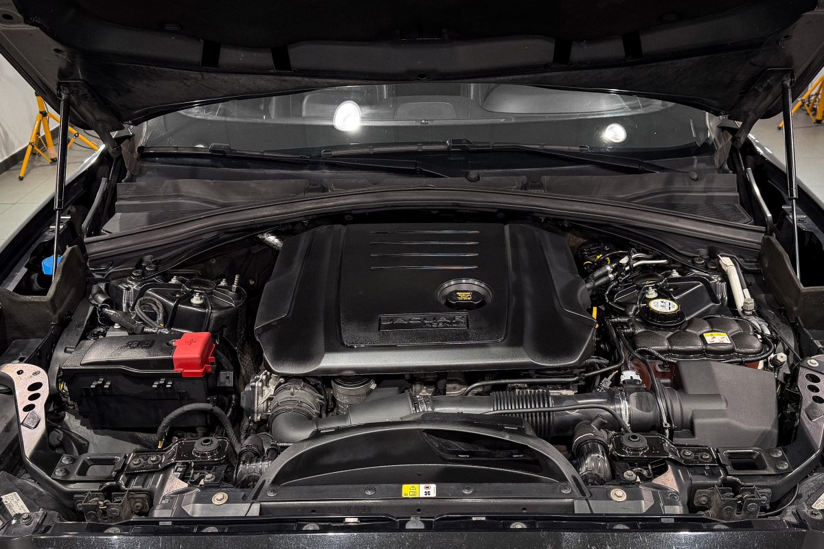 Foto Jaguar F-PACE 7