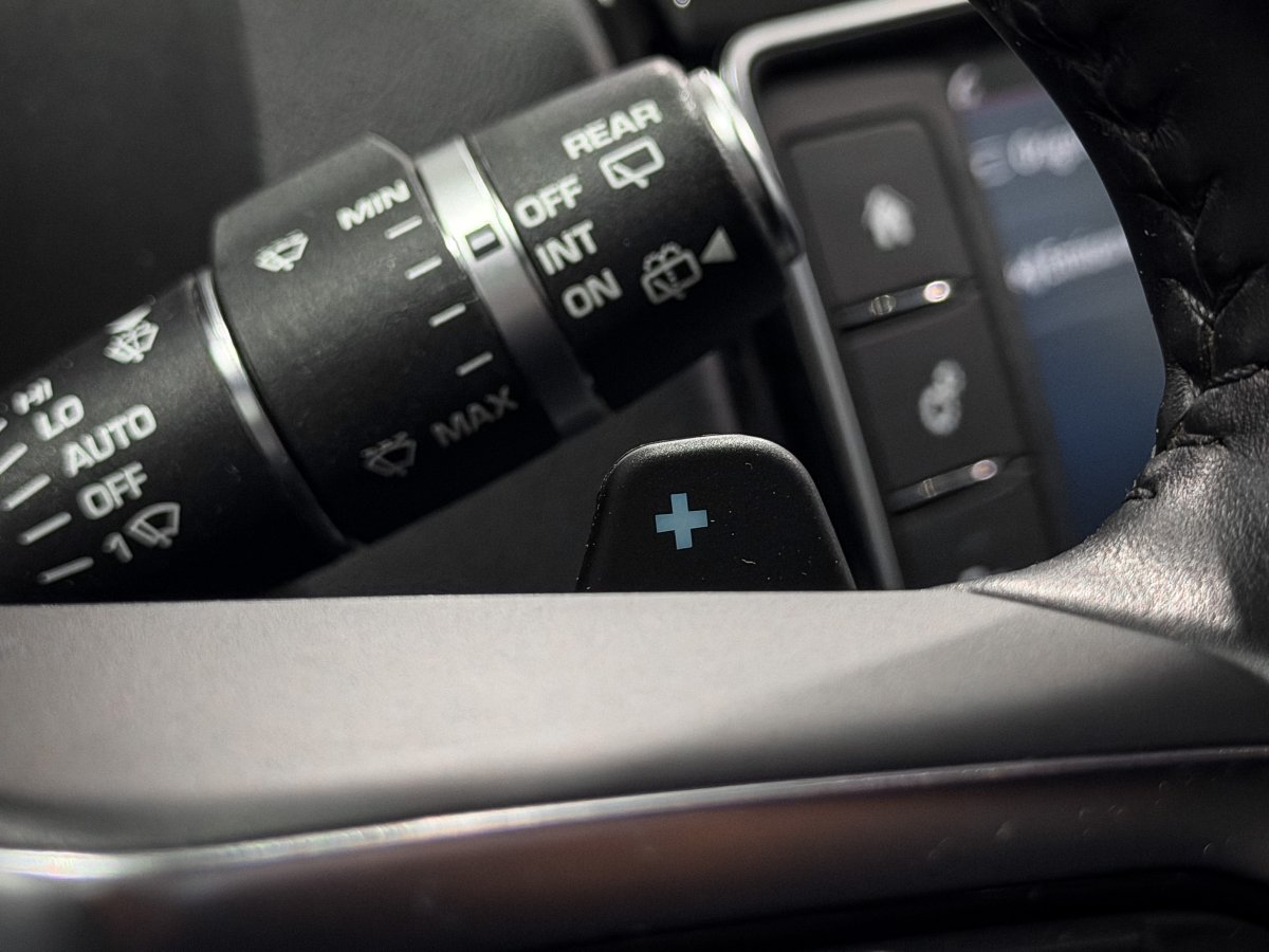 Foto Jaguar F-PACE 24