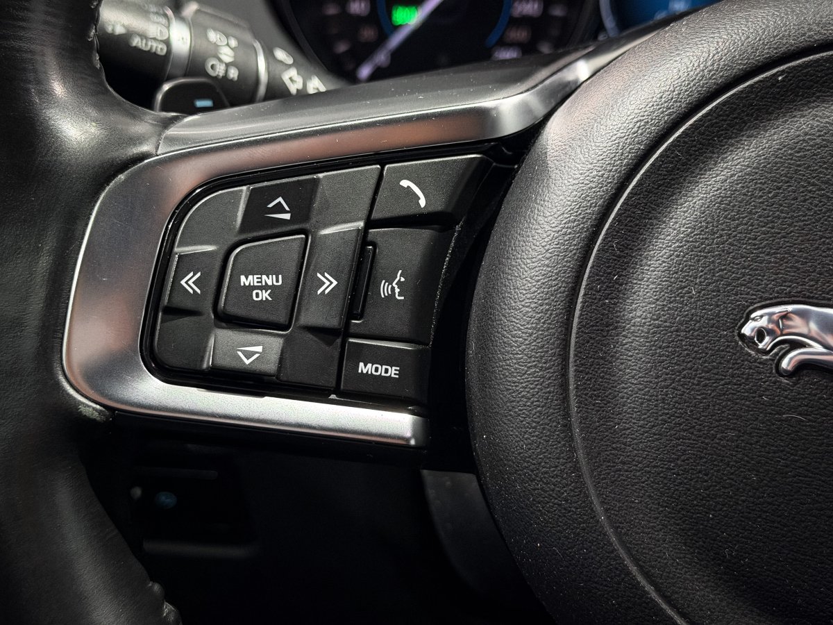 Foto Jaguar F-PACE 21