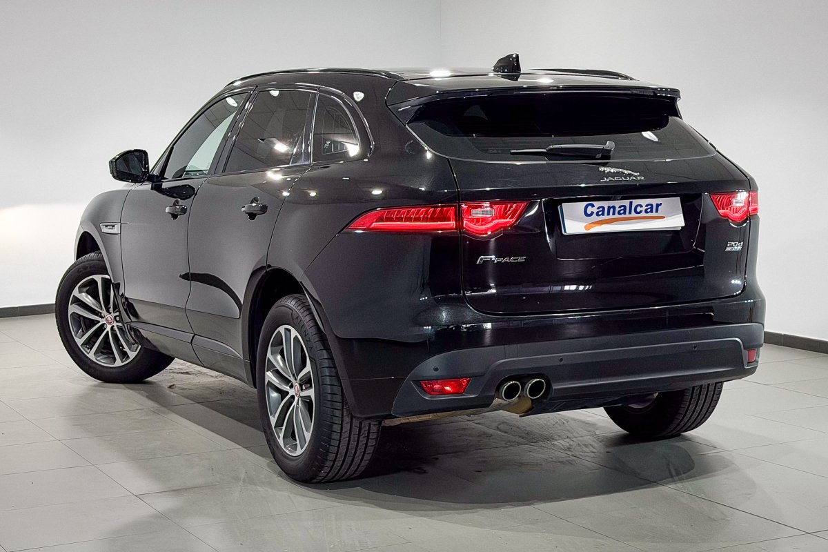 Foto Jaguar F-PACE 6