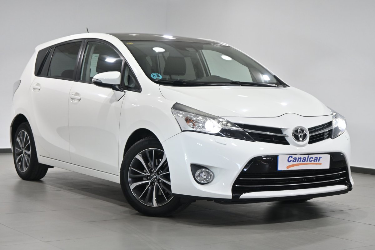 Foto Toyota Verso 3