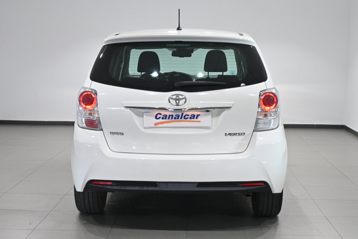 Foto Toyota Verso 5