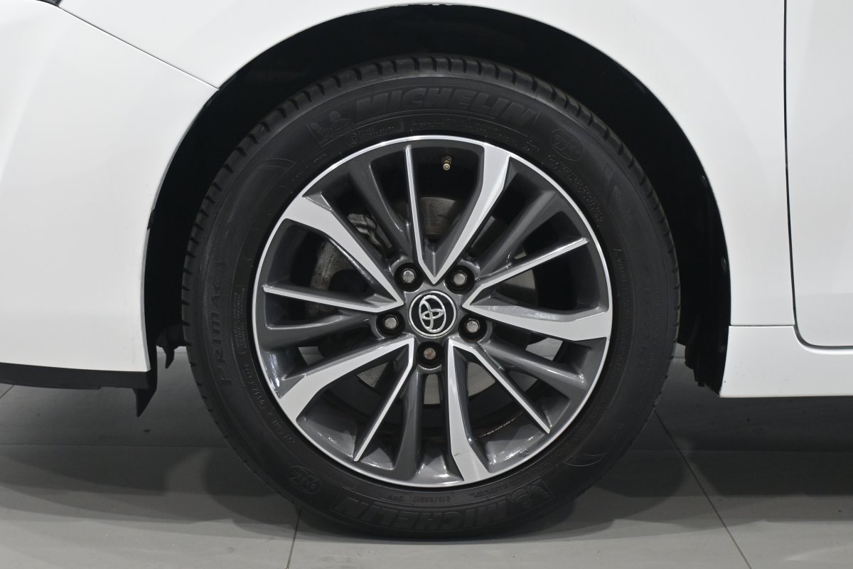 Foto Toyota Verso 33