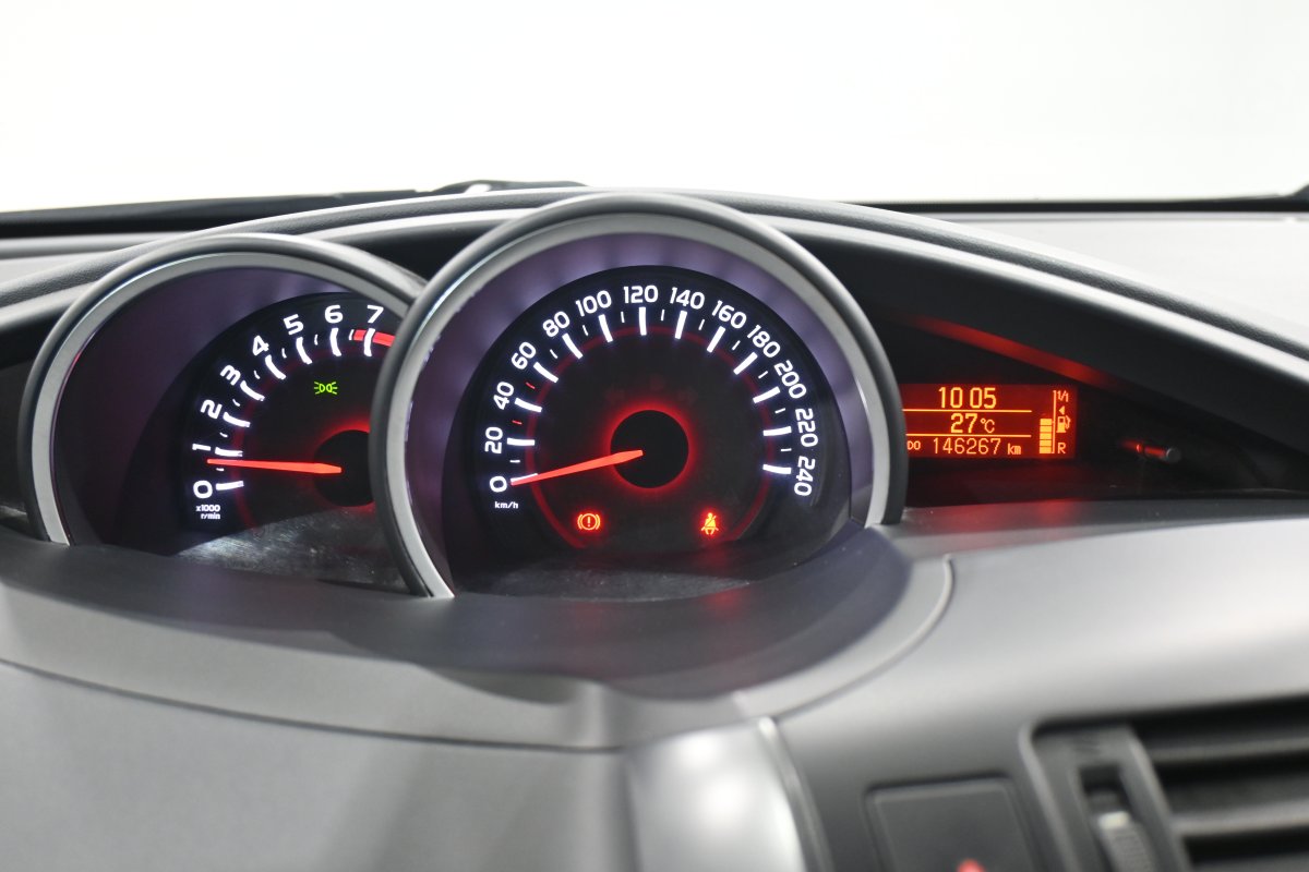 Foto Toyota Verso 16
