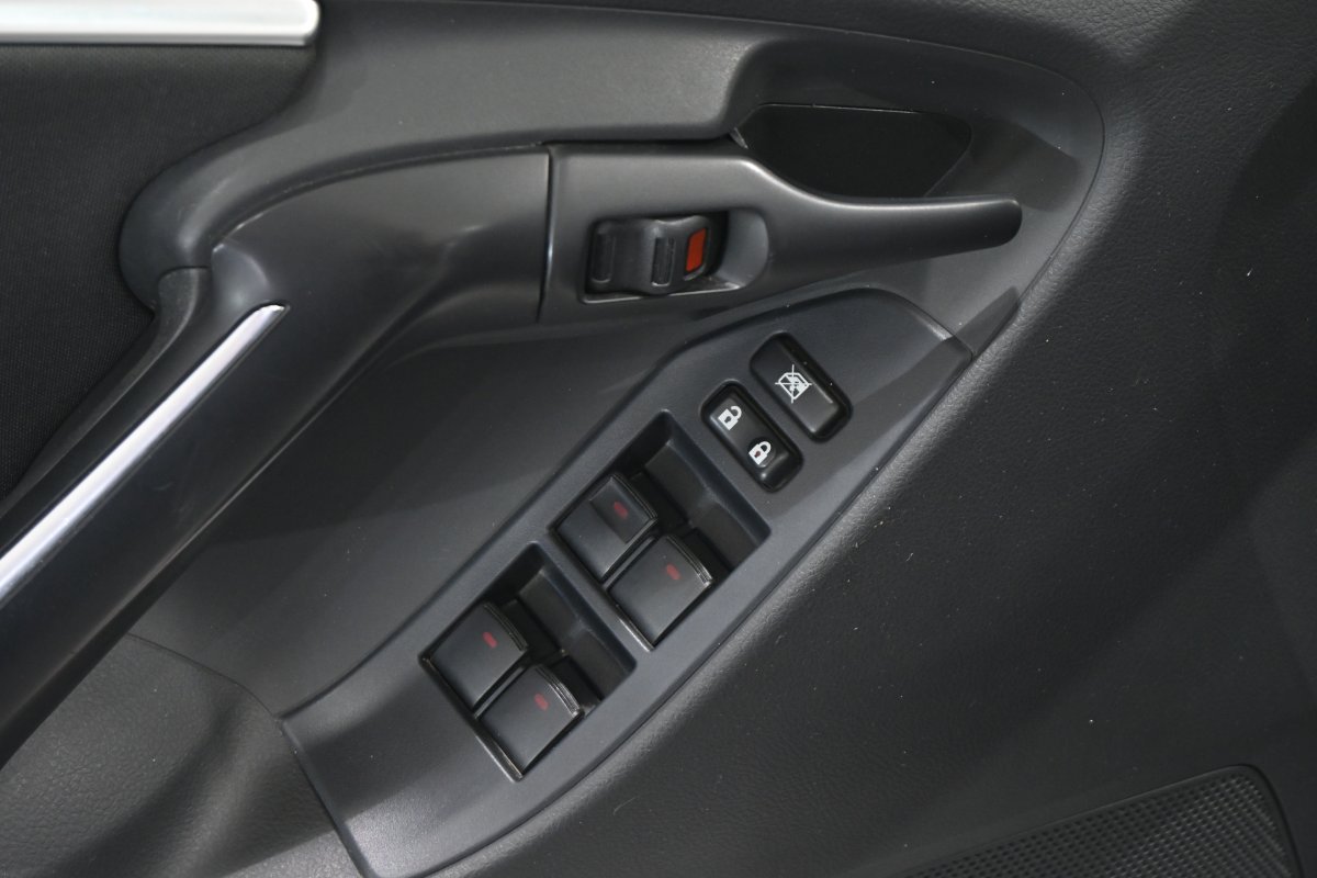 Foto Toyota Verso 31
