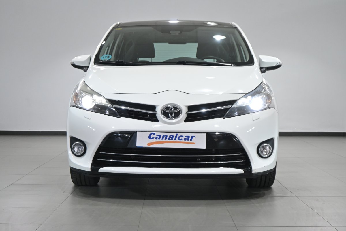 Foto Toyota Verso 2