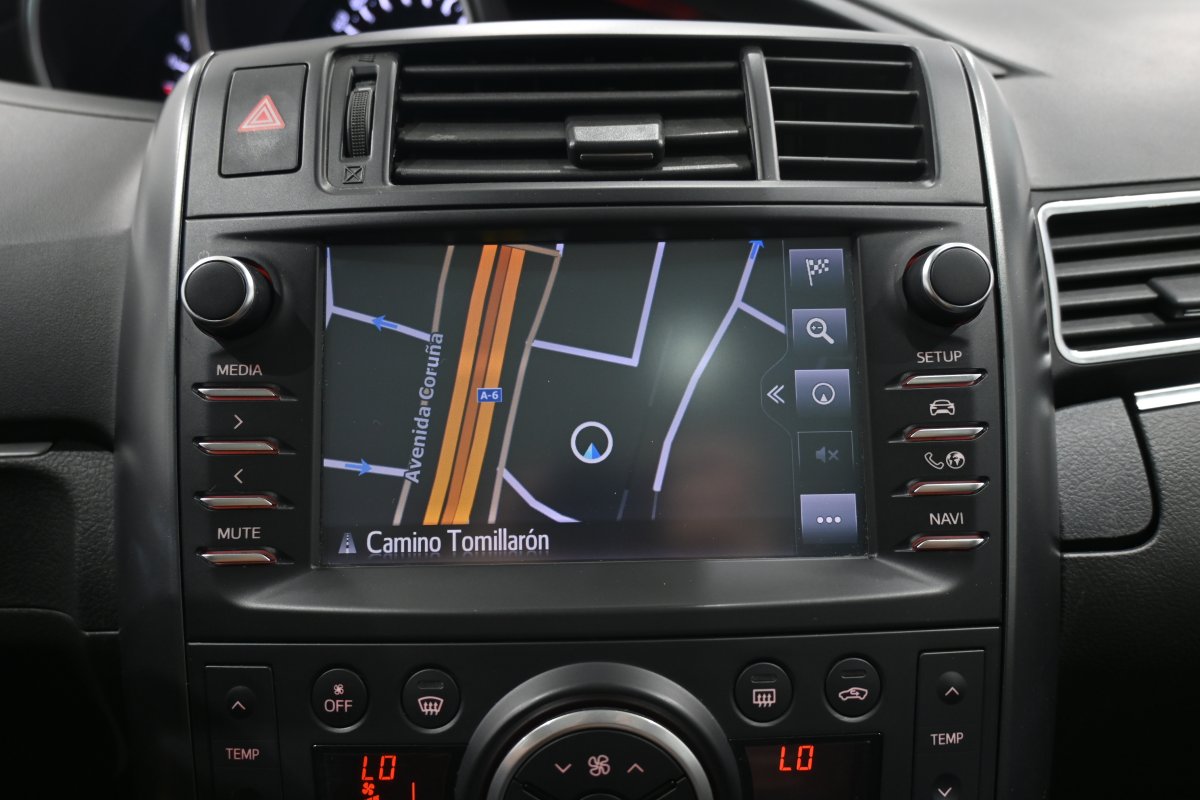 Foto Toyota Verso 19