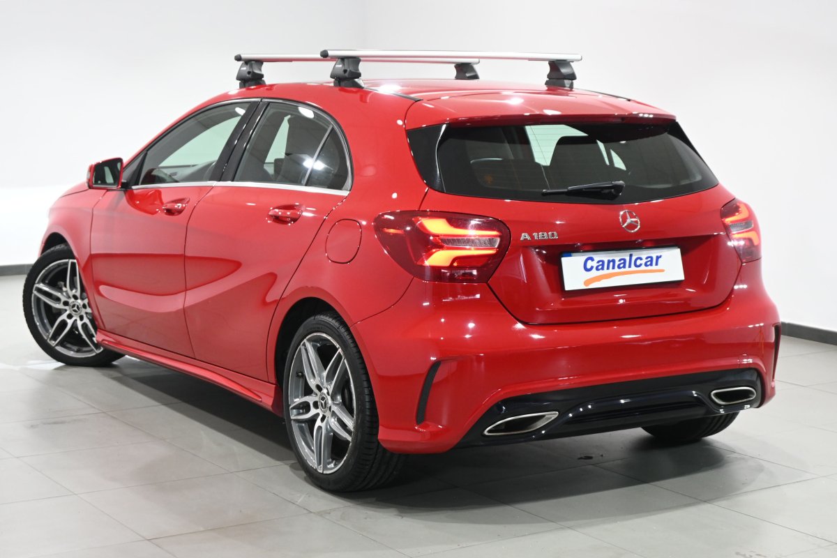 Foto Mercedes-Benz A 6