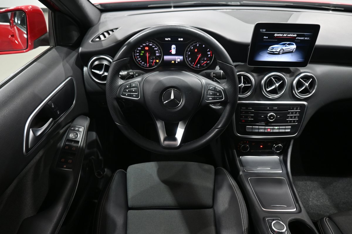 Foto Mercedes-Benz A 19