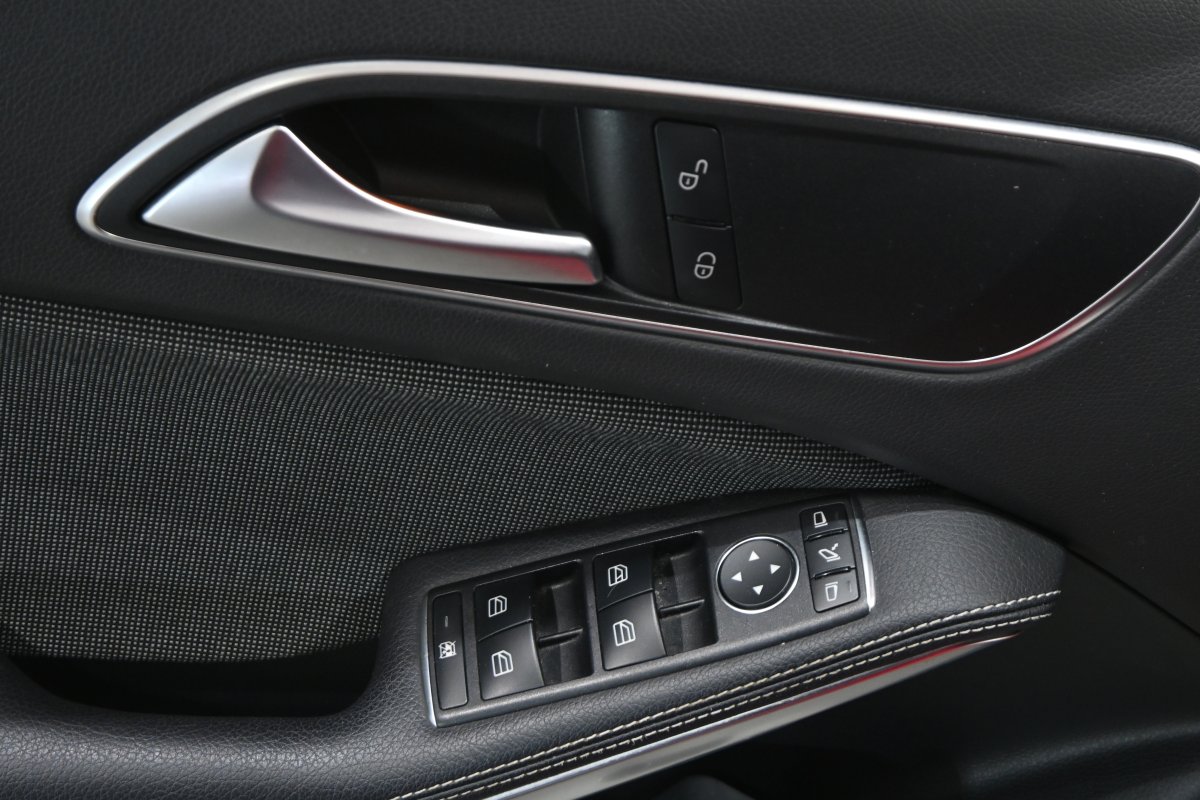 Foto Mercedes-Benz A 28