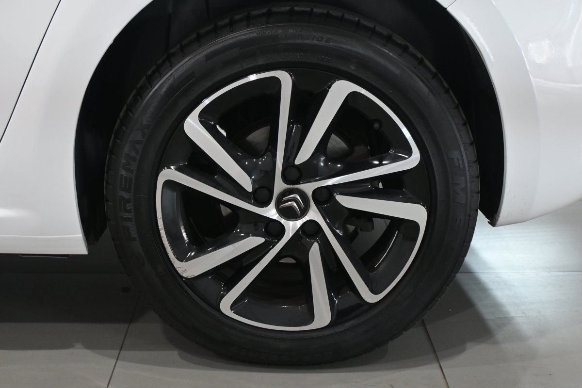 Foto Citroen C4 28