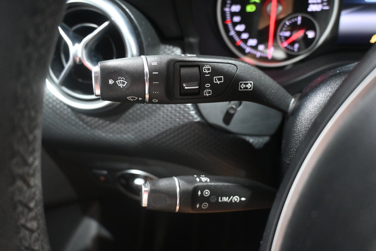 Foto Mercedes-Benz A 19