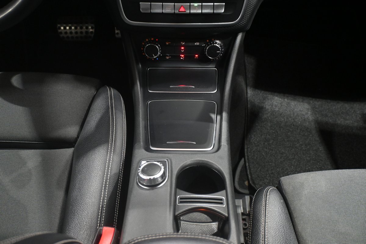 Foto Mercedes-Benz A 18