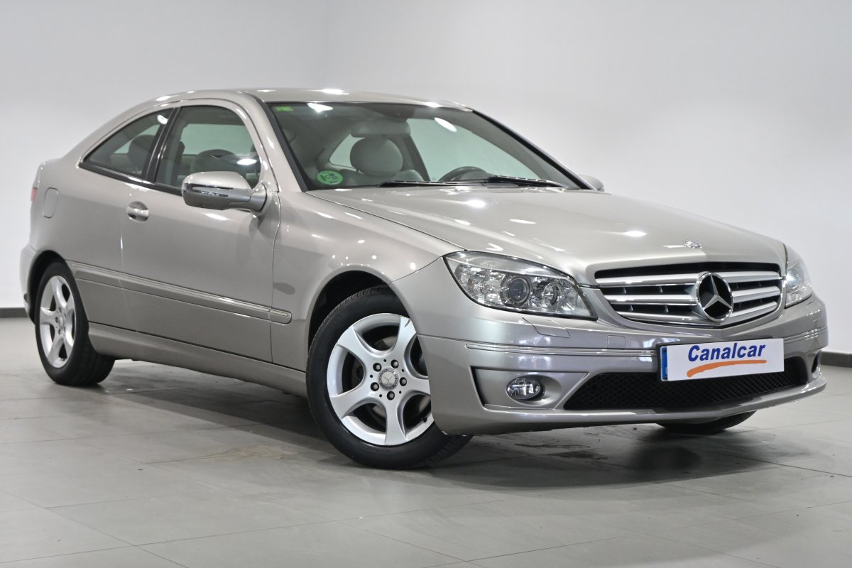 Foto Mercedes-Benz CLC 3