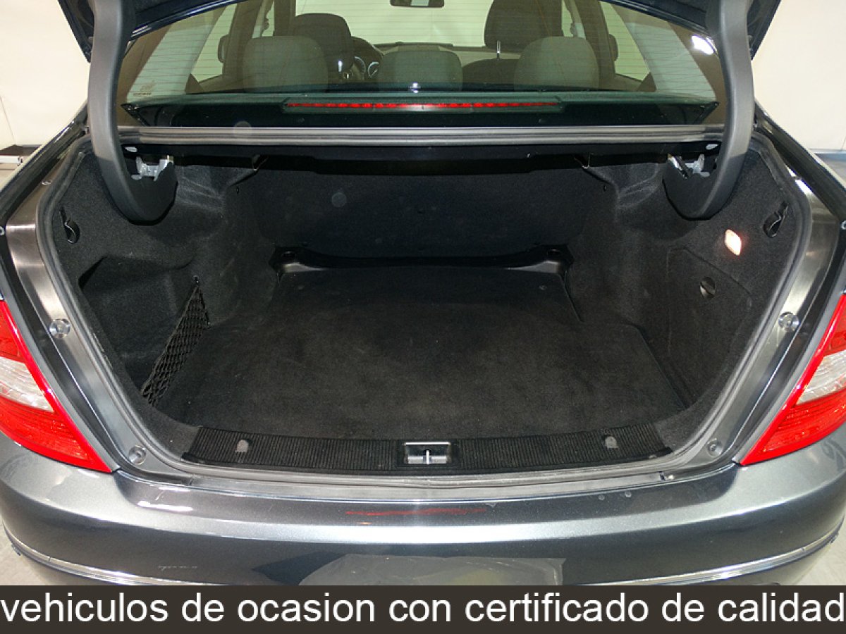 Foto Mercedes-Benz C 180 8