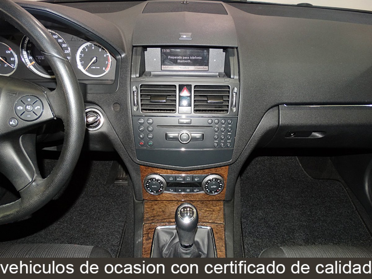 Foto Mercedes-Benz C 180 16