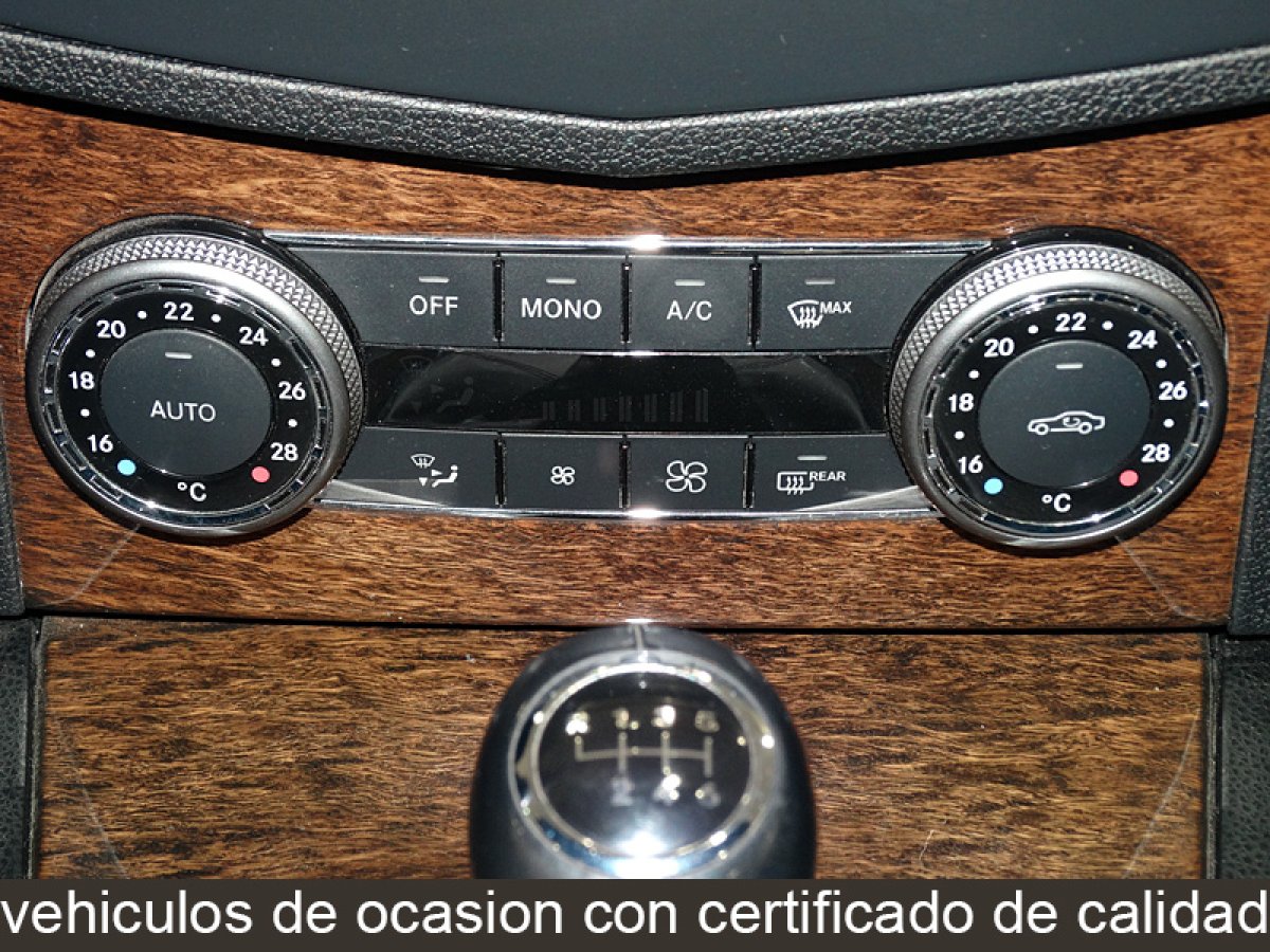 Foto Mercedes-Benz C 180 19