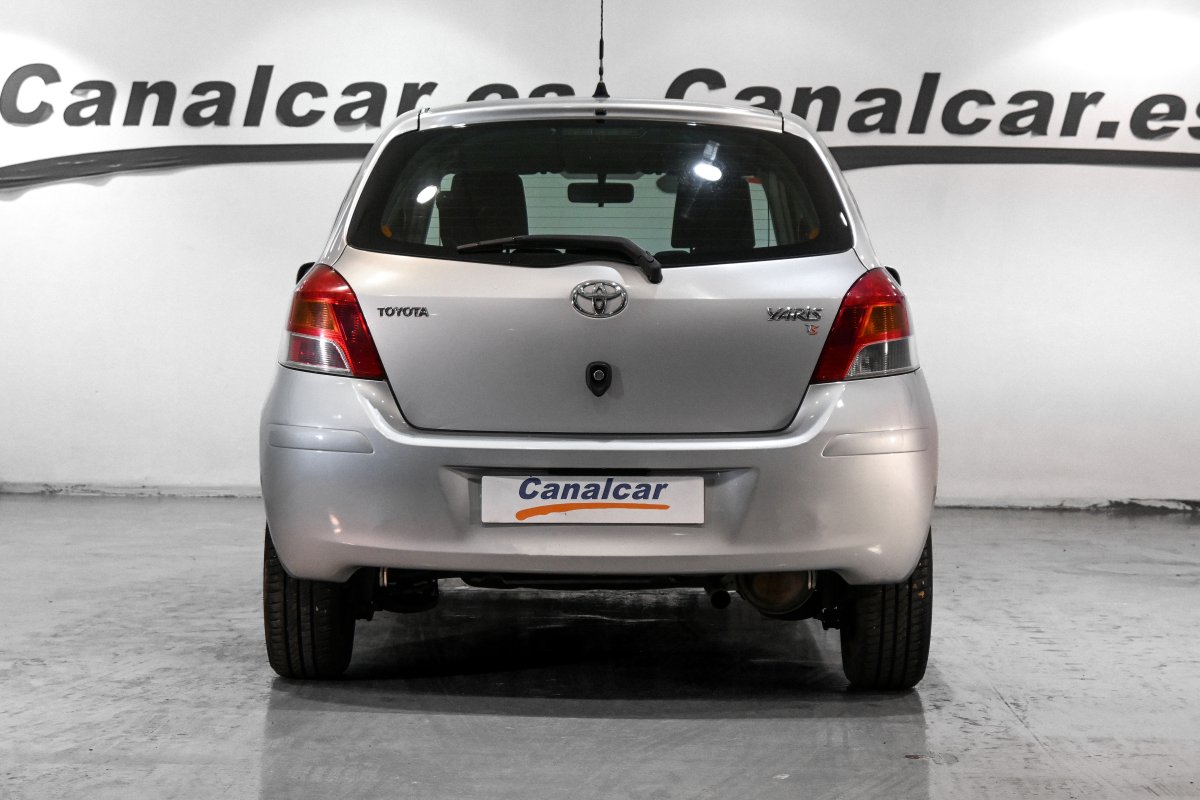 Foto Toyota Yaris 6