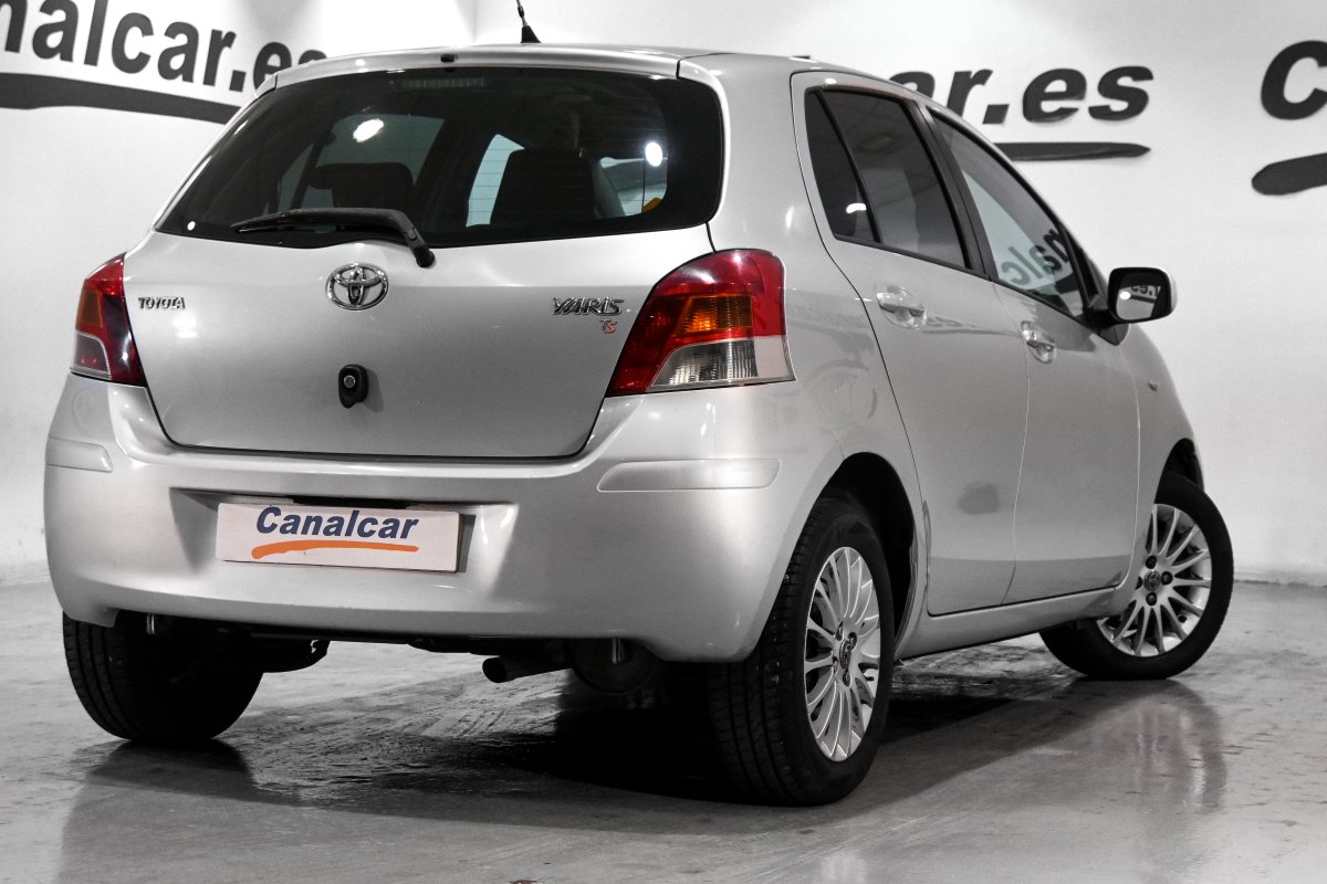 Foto Toyota Yaris 5