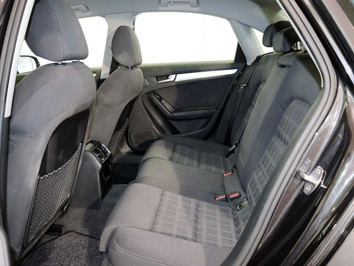 Foto Audi A4 16