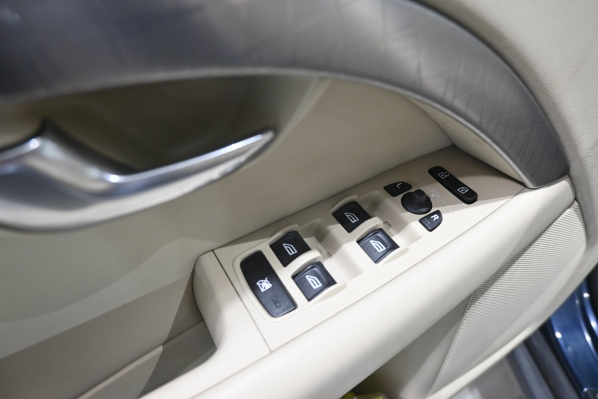 Foto Volvo XC70 26
