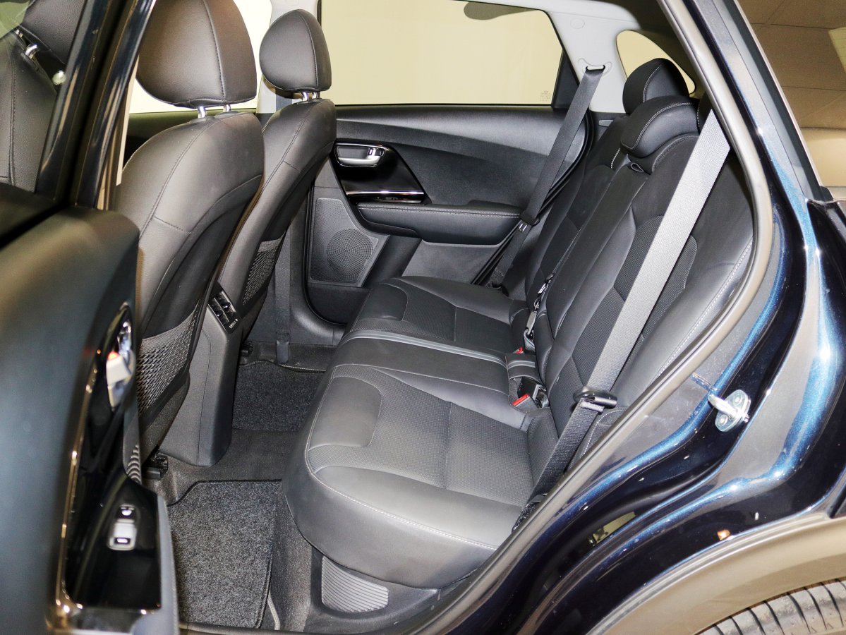 Foto Kia Niro 17