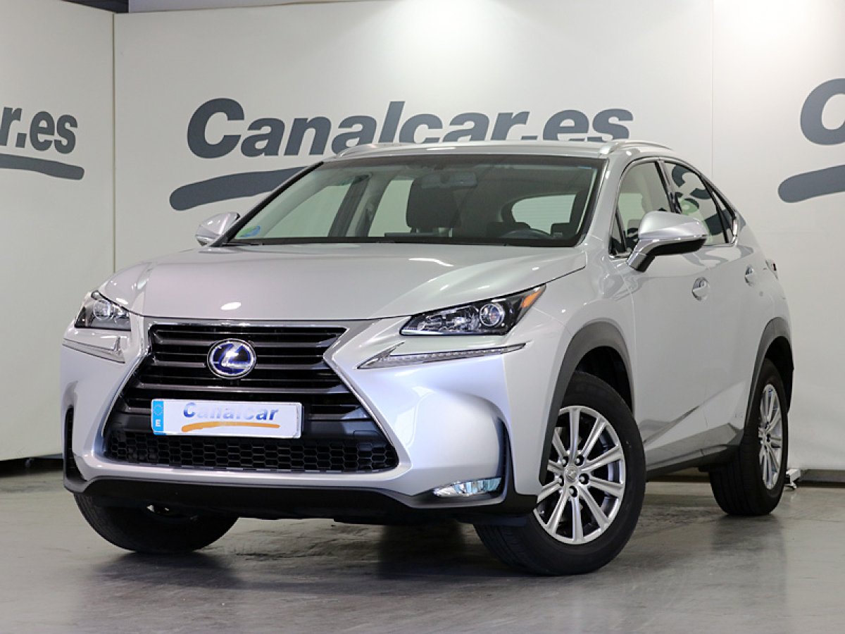 Lexus NX 300h Business Navigation 2WD 155 cv